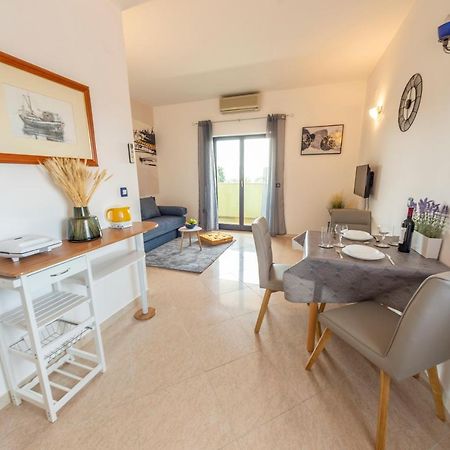 Apartments Krivicic Blue Помер Екстериор снимка